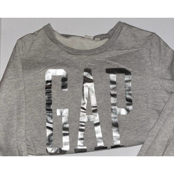 Women GAP sweatshirt -medium size - Picture 1 of 3